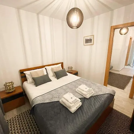 Scape House Nyaraló *