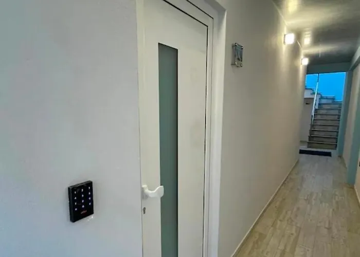 Scape House *